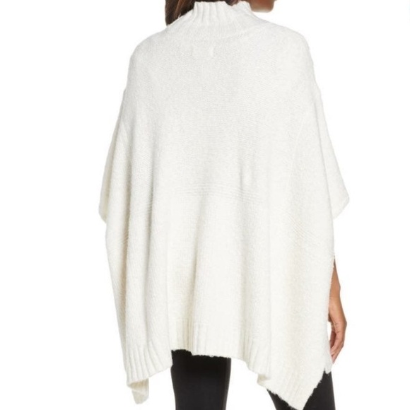 Ugg•Joanna Cable Knit Poncho•Cream•Size XS/S - Picture 2 of 8